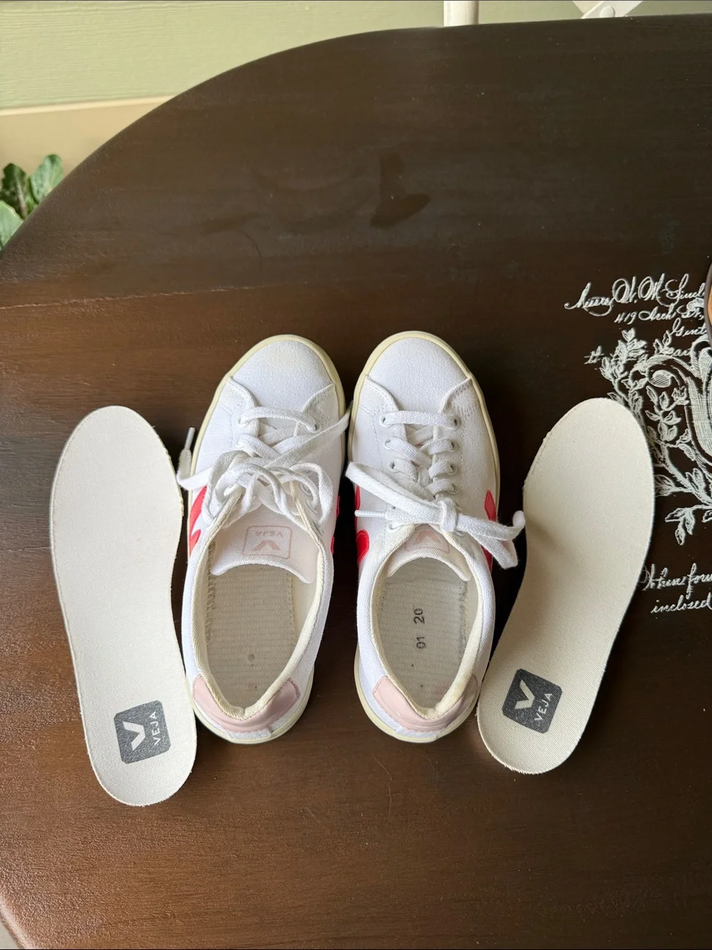 VEJA Esplar Canvas Rose Fluo-Petale Sneakers